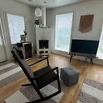 Virpiniemen Maston Villa, * Oulu