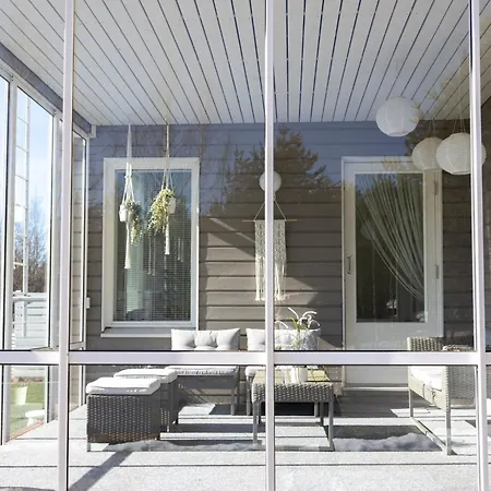Virpiniemen Maston Villa, * 오울루