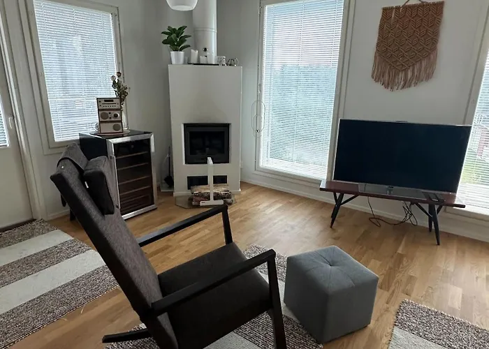 Virpiniemen Maston Villa, * Оулу