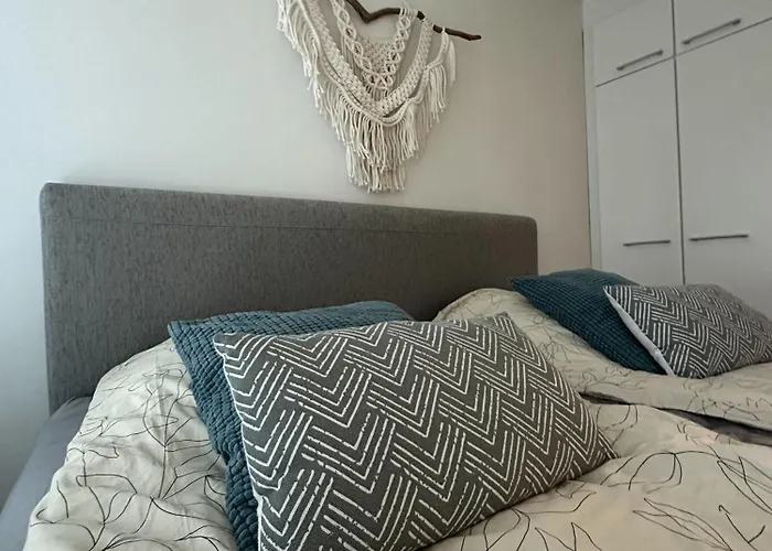 Virpiniemen Maston Villa, *