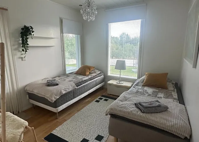 Virpiniemen Maston Villa, * Оулу